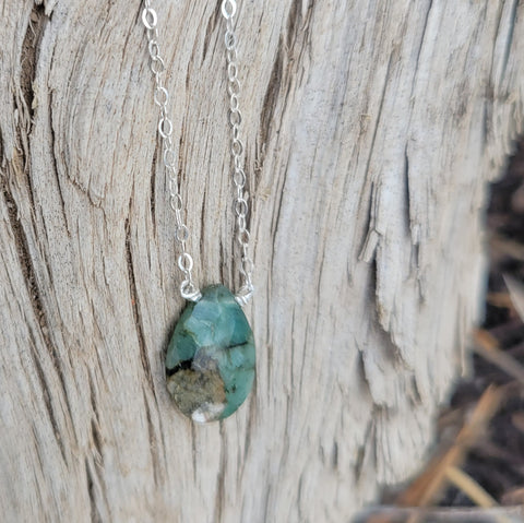 Emerald Faceted Briolette Necklace