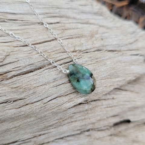 Emerald Faceted Briolette Necklace
